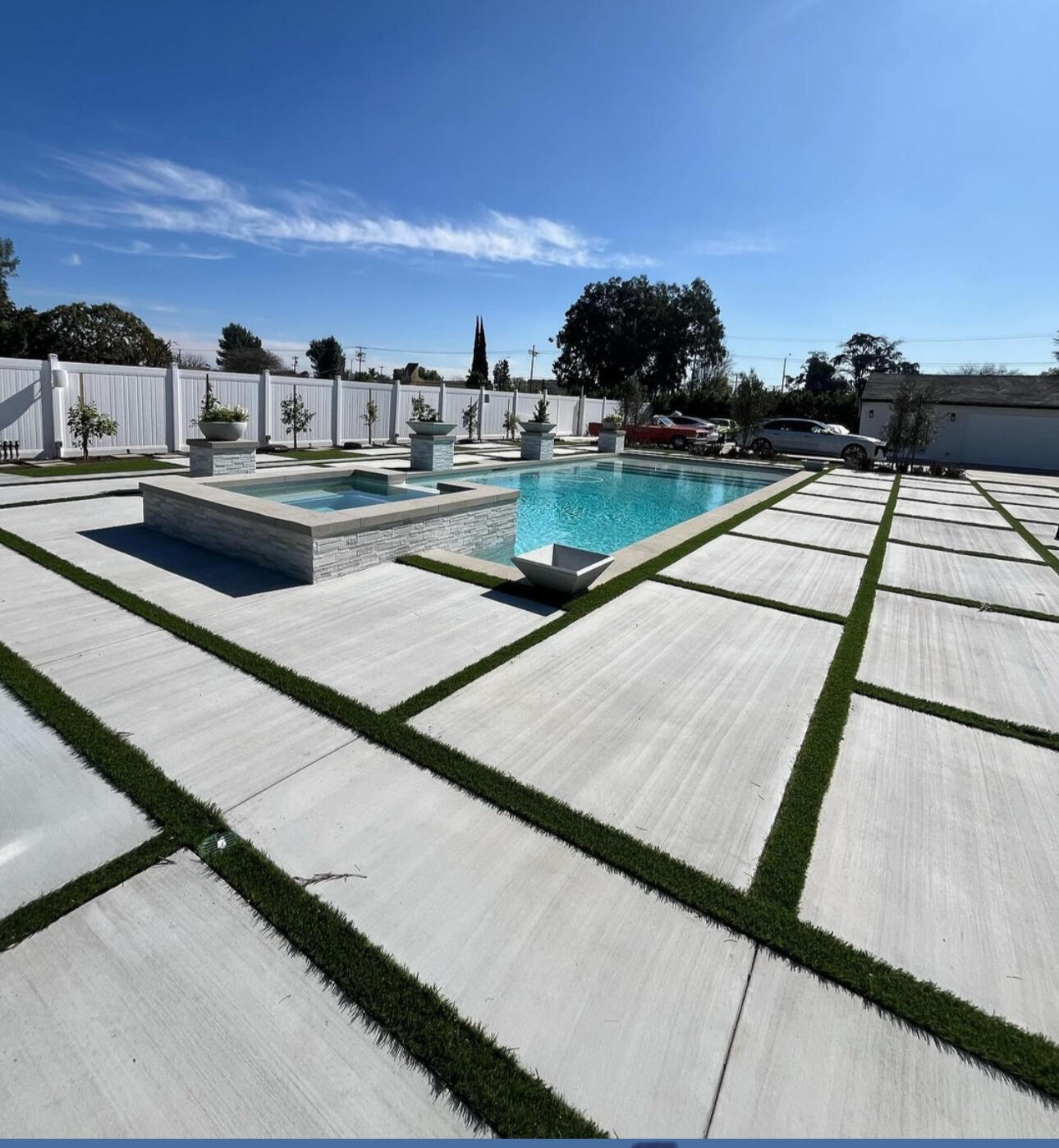Concrete Pavers with Grass - Line Pattern